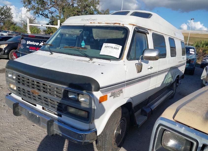 Photo 2 of 1995 Chevrolet G30 (VIN 1GBGG39K6SF193954)