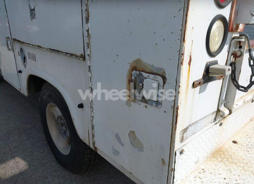 Photo 6 of 1998 Chevrolet K2500 CHASSIS CHEYENNE (VIN 1GBGK24R7WE213878)