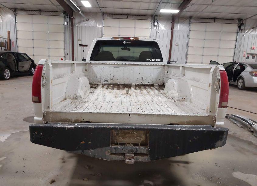 Photo 17 of 1999 Chevrolet K2500 (VIN 1GBGK24RXXF064099)