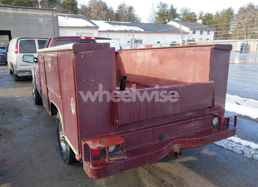 Photo 3 of 2000 Chevrolet Silverado 2500 LS (VIN 1GBGK24U2YE224066)