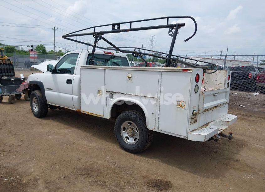 Photo 3 of 2006 Chevrolet Silverado 2500HD WORK TRUCK (VIN 1GBHC24U06E130878)