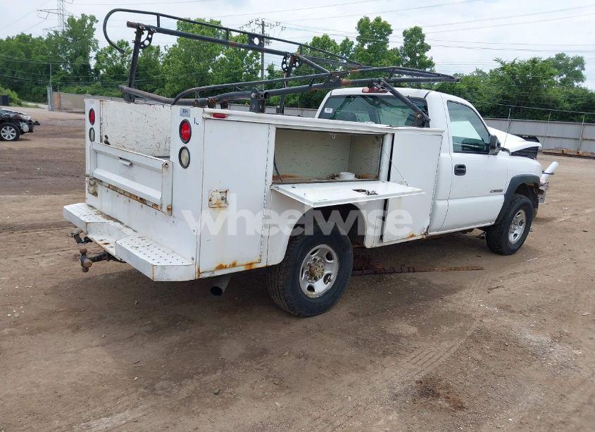 Photo 4 of 2006 Chevrolet Silverado 2500HD WORK TRUCK (VIN 1GBHC24U06E130878)