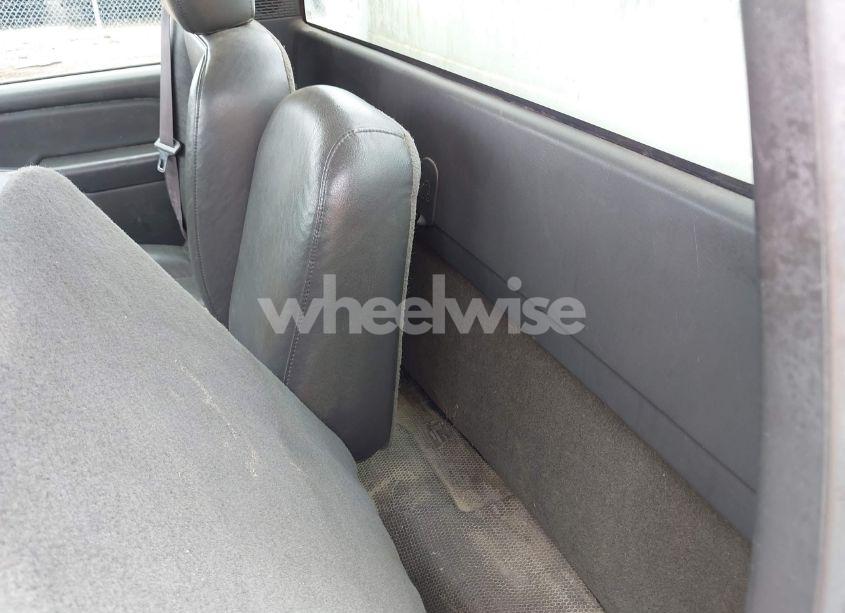 Photo 6 of 2006 Chevrolet Silverado 2500HD WORK TRUCK (VIN 1GBHC24U06E130878)