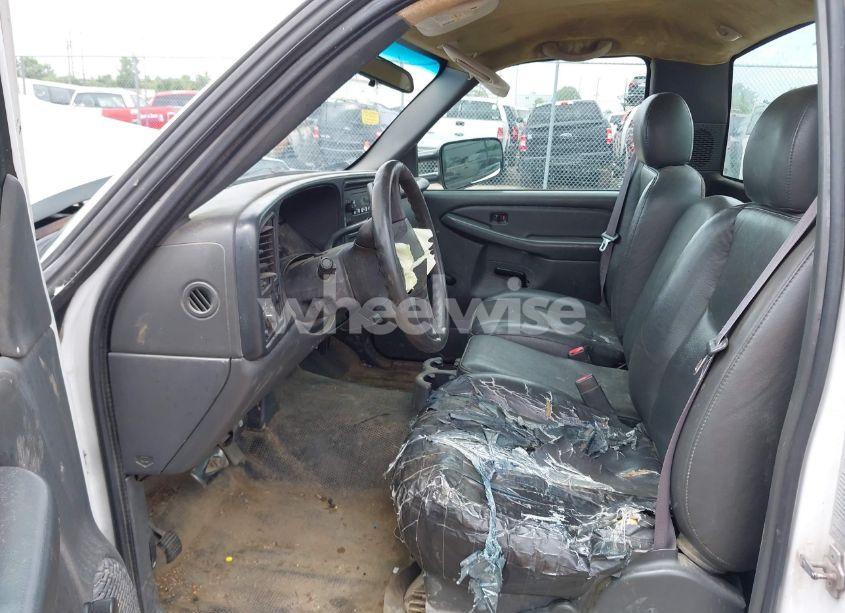 Photo 7 of 2006 Chevrolet Silverado 2500HD WORK TRUCK (VIN 1GBHC24U06E130878)