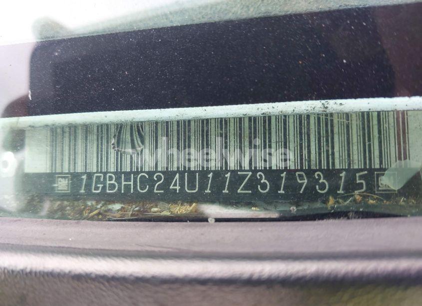 Photo 9 of 2001 Chevrolet Silverado C2500 HEAVY DUTY (VIN 1GBHC24U11Z319315)