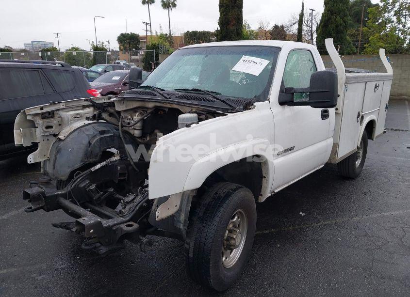 Photo 2 of 2007 Chevrolet Silverado 2500HD CLASSIC LS (VIN 1GBHC24U17E108843)