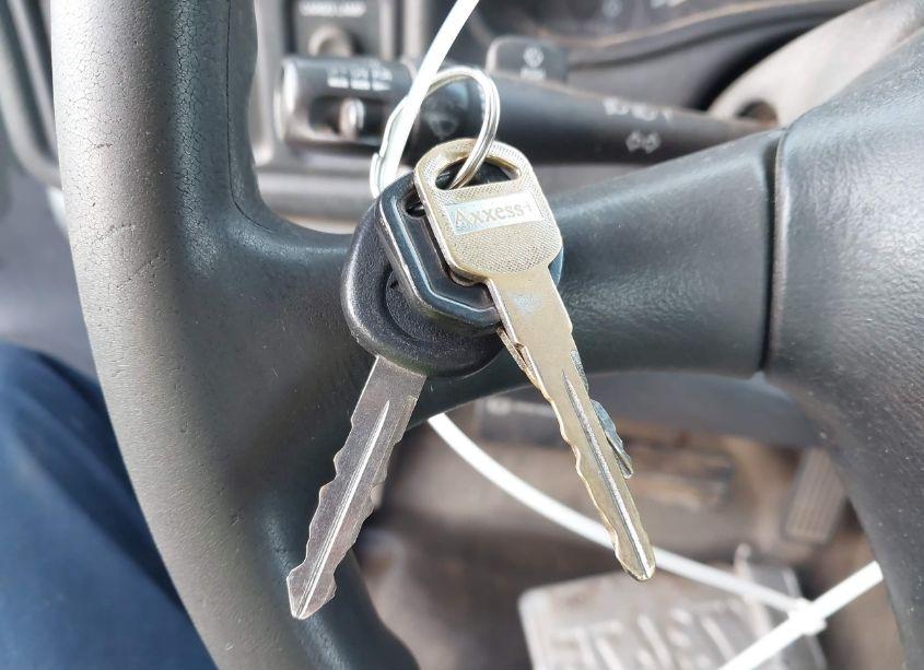 Photo 11 of 2002 Chevrolet Silverado 2500HD (VIN 1GBHC24U22E176237)