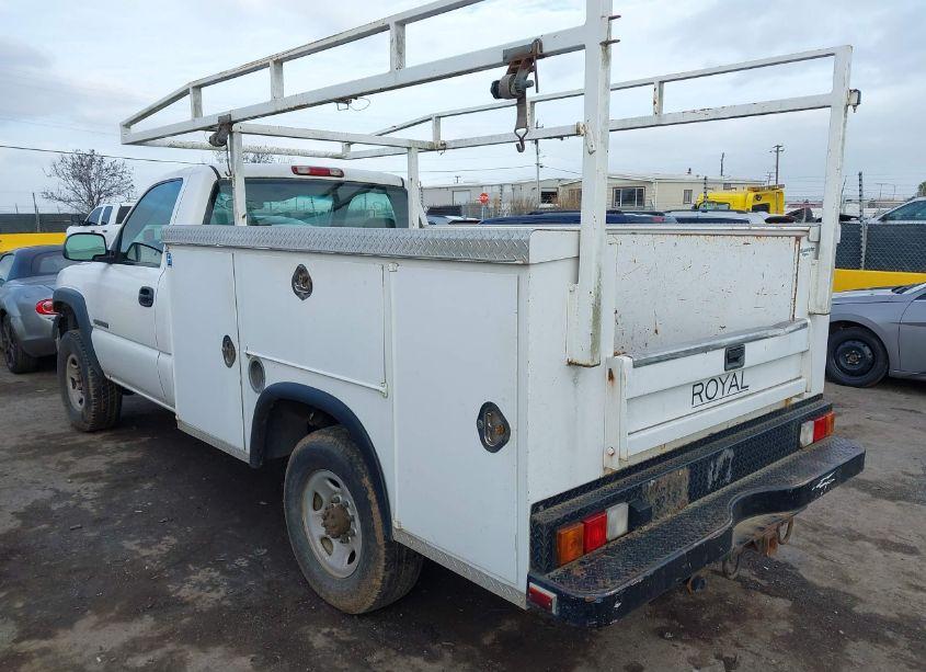 Photo 3 of 2002 Chevrolet Silverado 2500HD (VIN 1GBHC24U22E176237)