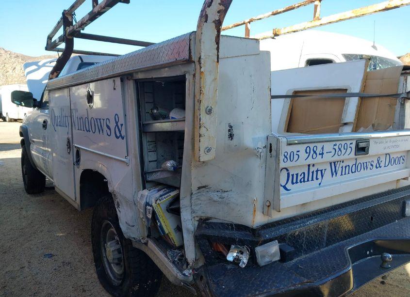 Photo 11 of 2005 Chevrolet Silverado 2500HD (VIN 1GBHC24UX5E115402)