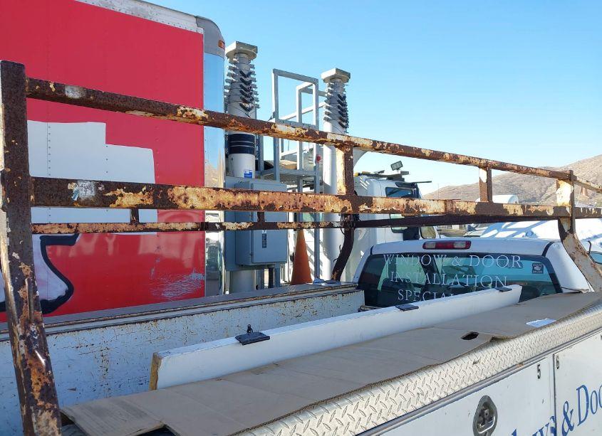 Photo 14 of 2005 Chevrolet Silverado 2500HD (VIN 1GBHC24UX5E115402)