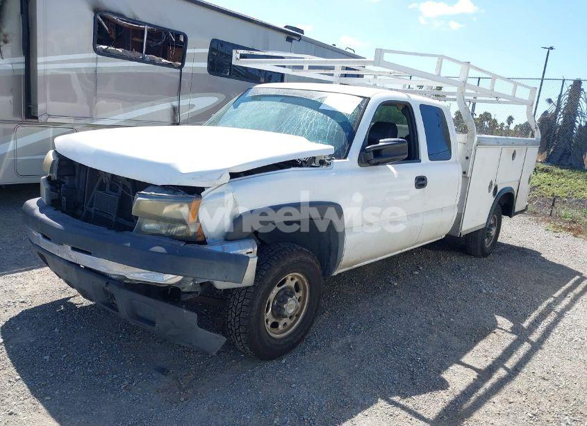 Photo 2 of 2007 Chevrolet Silverado C2500 HEAVY DUTY (VIN 1GBHC29U37E142629)