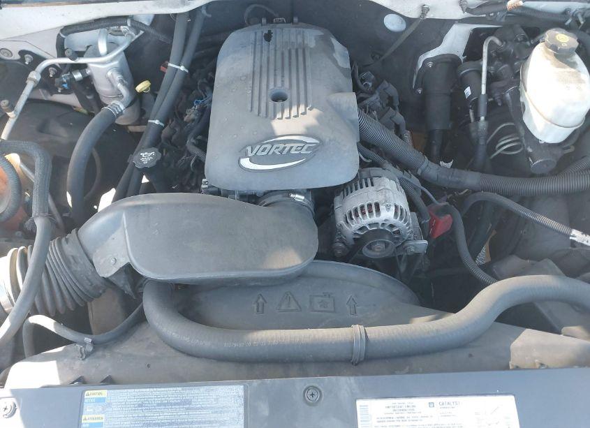 Photo 10 of 2004 Chevrolet Silverado 2500HD WORK TRUCK (VIN 1GBHC29U74E178268)