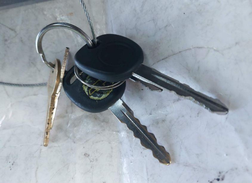 Photo 11 of 2004 Chevrolet Silverado 2500HD WORK TRUCK (VIN 1GBHC29U74E178268)