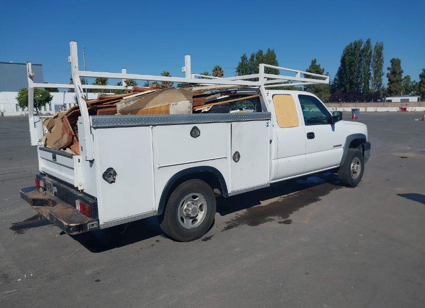 Photo 4 of 2004 Chevrolet Silverado 2500HD WORK TRUCK (VIN 1GBHC29U74E178268)