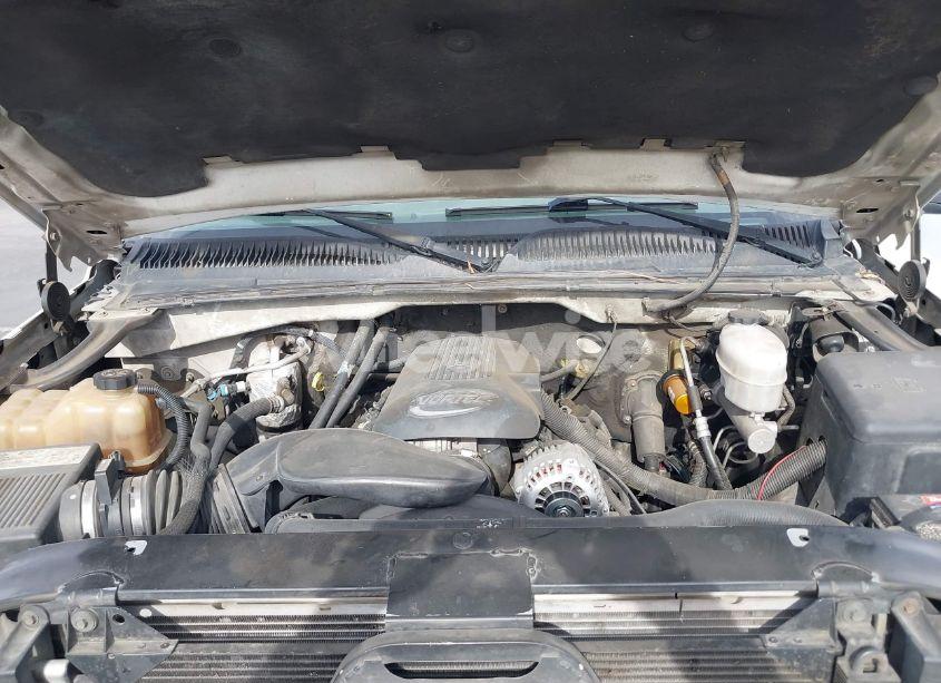 Photo 10 of 2004 Chevrolet Silverado 2500HD (VIN 1GBHC29U84E158689)