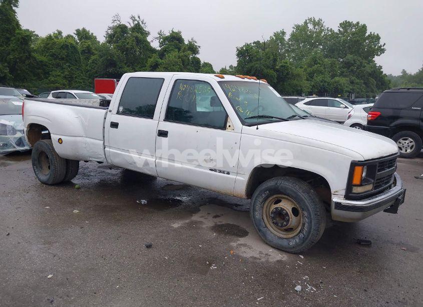 1997 Chevrolet C3500 CHASSIS (VIN 1GBHC33J1VF045358) main photo