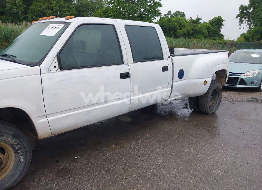 Photo 17 of 1997 Chevrolet C3500 CHASSIS (VIN 1GBHC33J1VF045358)