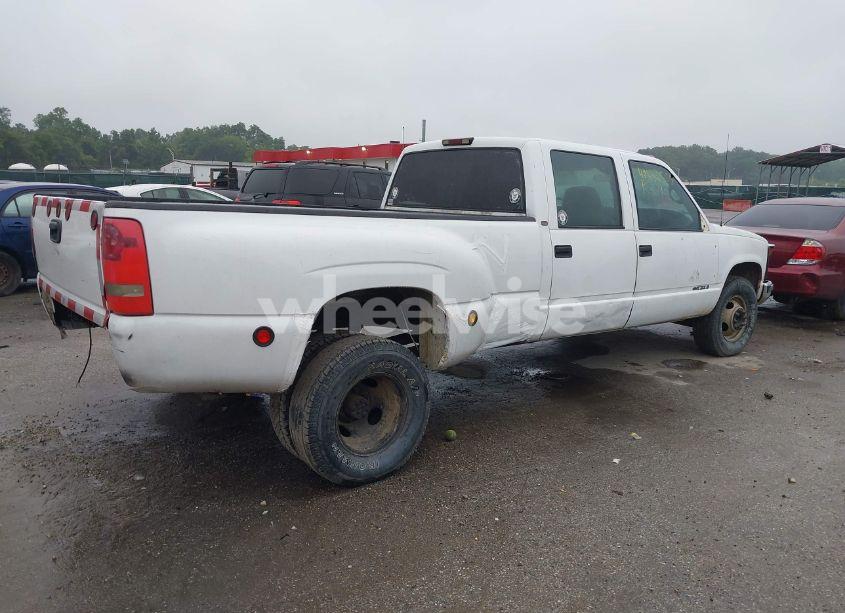 Photo 4 of 1997 Chevrolet C3500 CHASSIS (VIN 1GBHC33J1VF045358)