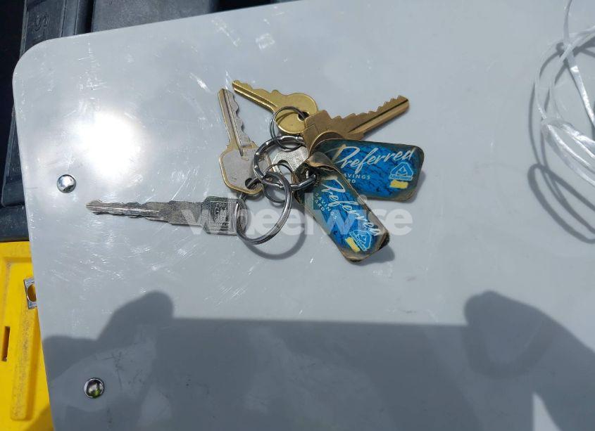 Photo 11 of 2000 Chevrolet C3500 CHASSIS (VIN 1GBHC34J9YF520001)