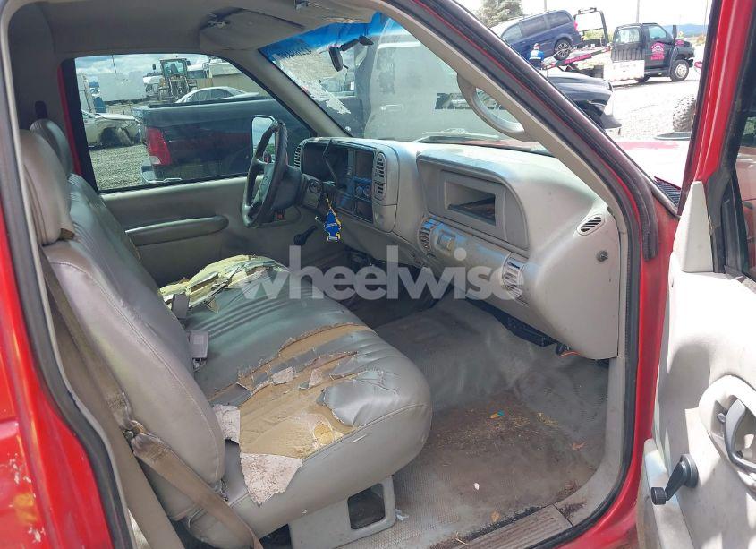 Photo 5 of 2000 Chevrolet C3500 CHASSIS (VIN 1GBHC34J9YF520001)