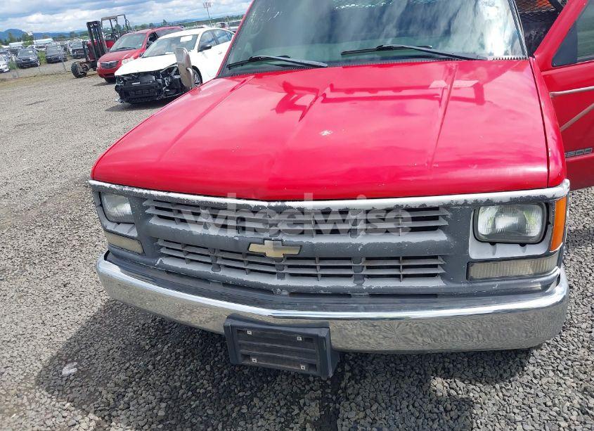 Photo 6 of 2000 Chevrolet C3500 CHASSIS (VIN 1GBHC34J9YF520001)