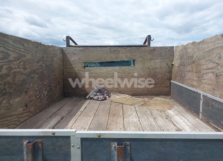 Photo 8 of 2000 Chevrolet C3500 CHASSIS (VIN 1GBHC34J9YF520001)