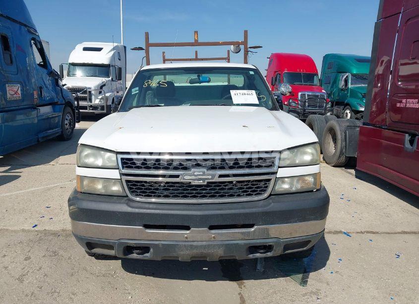 Photo 16 of 2007 Chevrolet Silverado C3500 (VIN 1GBHC34UX7E160025)