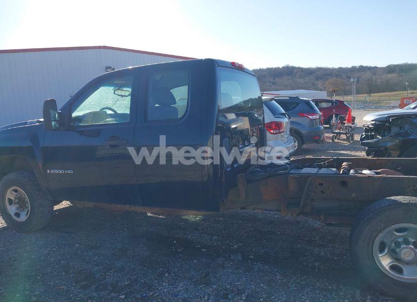 Photo 15 of 2009 Chevrolet Silverado 2500HD WORK TRUCK (VIN 1GBHC49K39E158939)