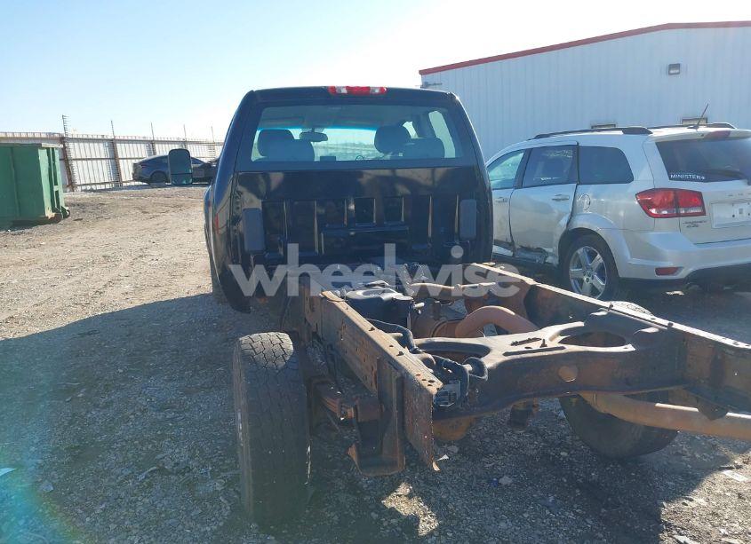 Photo 3 of 2009 Chevrolet Silverado 2500HD WORK TRUCK (VIN 1GBHC49K39E158939)