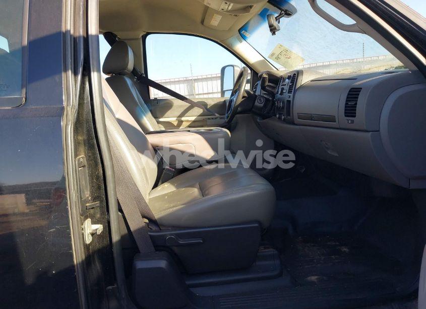 Photo 5 of 2009 Chevrolet Silverado 2500HD WORK TRUCK (VIN 1GBHC49K39E158939)