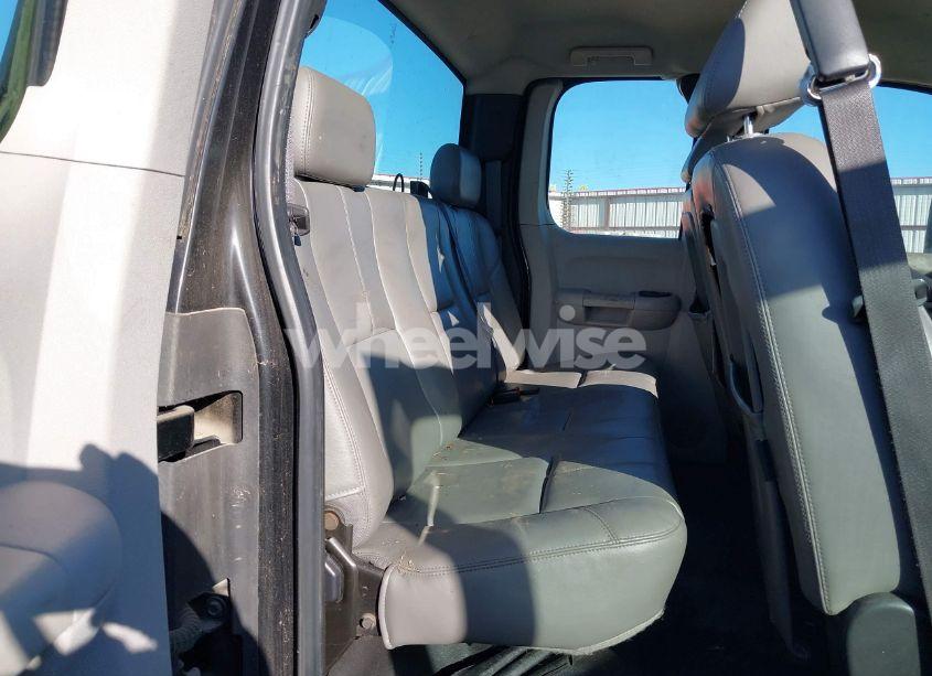 Photo 8 of 2009 Chevrolet Silverado 2500HD WORK TRUCK (VIN 1GBHC49K39E158939)