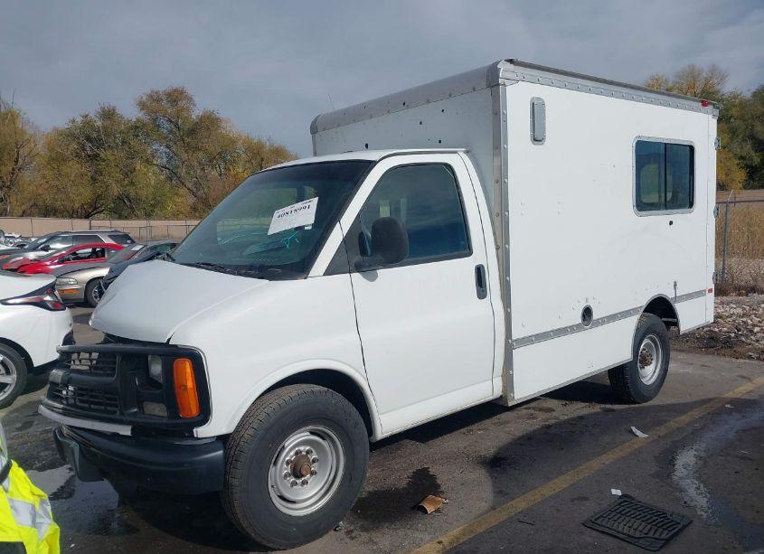 Photo 2 of 1997 Chevrolet Cutaway COMMERCIAL (VIN 1GBHG31F8V1082200)