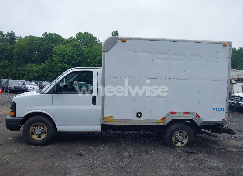 Photo 14 of 2008 Chevrolet Express CUTAWAY WORK VAN (VIN 1GBHG31K481201569)