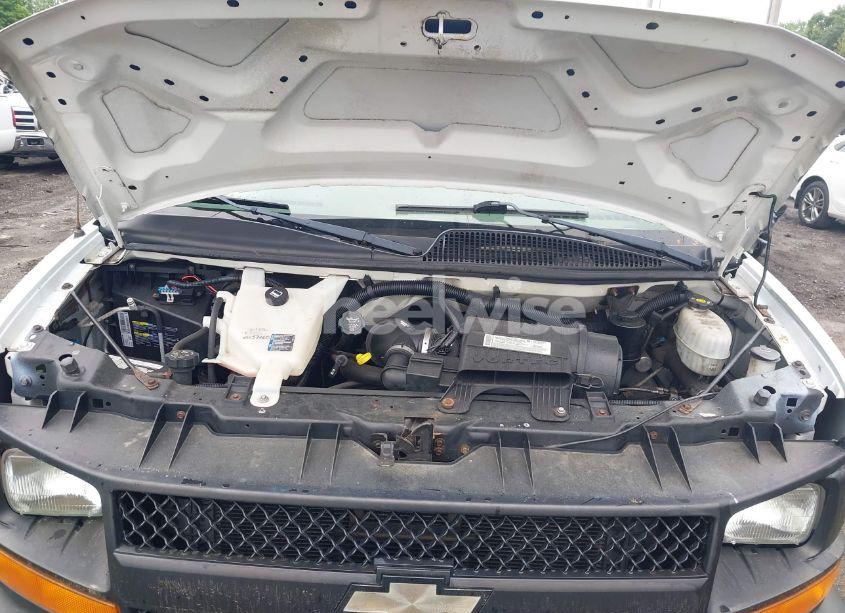 Photo 9 of 2008 Chevrolet Express CUTAWAY WORK VAN (VIN 1GBHG31K481201569)
