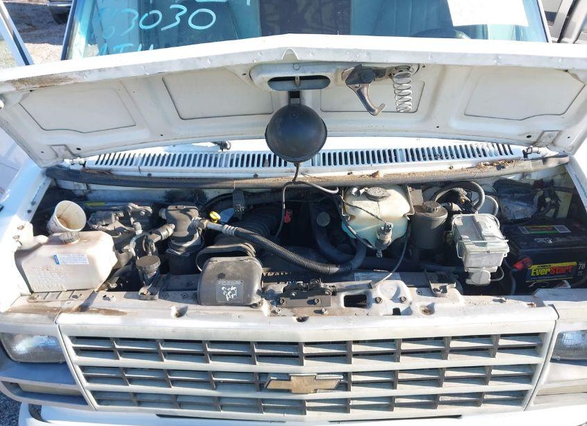 Photo 9 of 1995 Chevrolet G30 (VIN 1GBHG31K9SF227207)