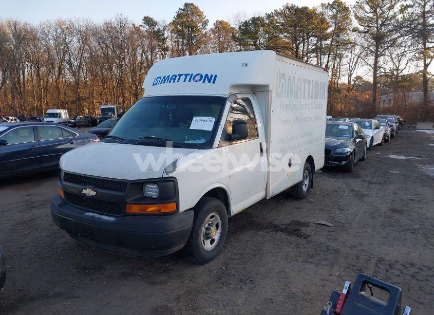 Photo 2 of 2008 Chevrolet Express CUTAWAY WORK VAN (VIN 1GBHG31KX81136517)