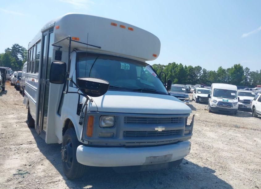 2001 Chevrolet Express COMM CUTAWAY (VIN 1GBHG31R311166767) main photo