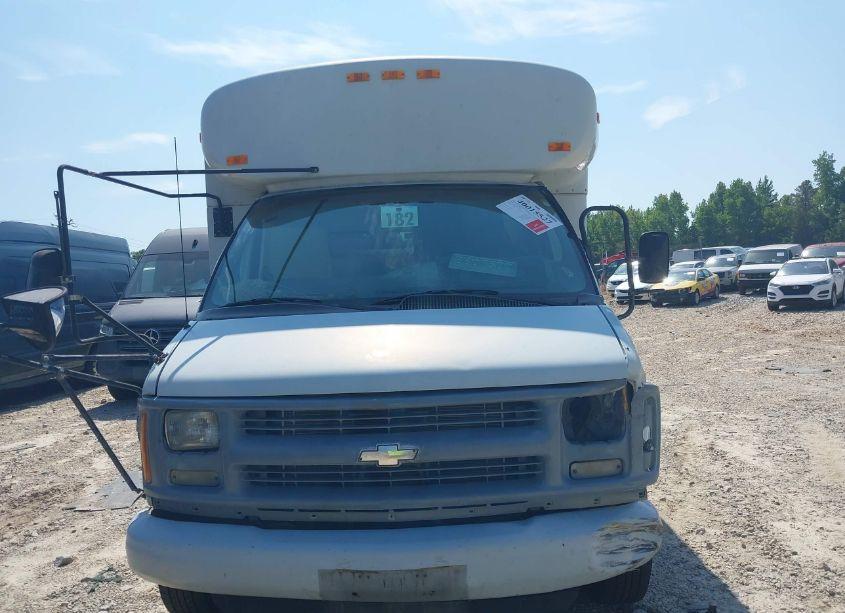 Photo 12 of 2001 Chevrolet Express COMM CUTAWAY (VIN 1GBHG31R311166767)