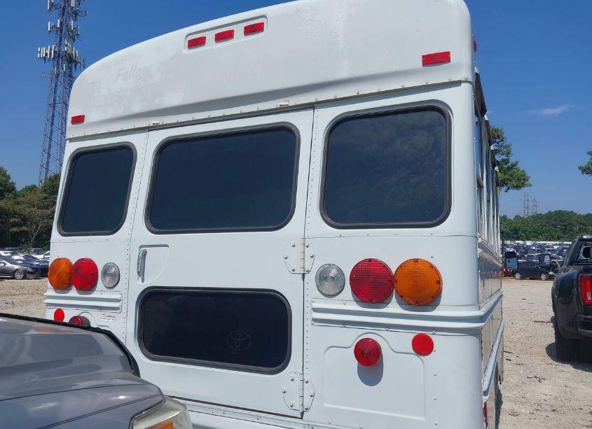 Photo 15 of 2001 Chevrolet Express COMM CUTAWAY (VIN 1GBHG31R311166767)