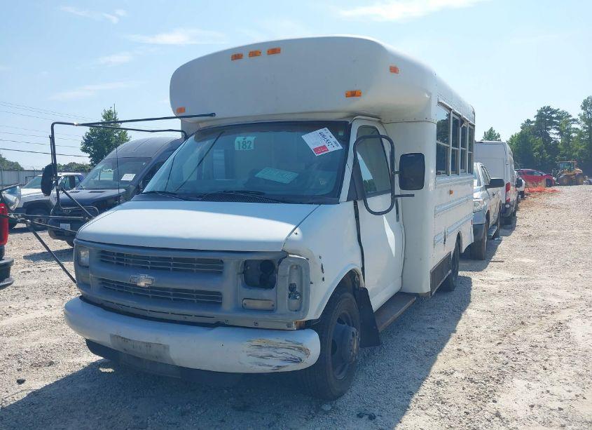 Photo 2 of 2001 Chevrolet Express COMM CUTAWAY (VIN 1GBHG31R311166767)