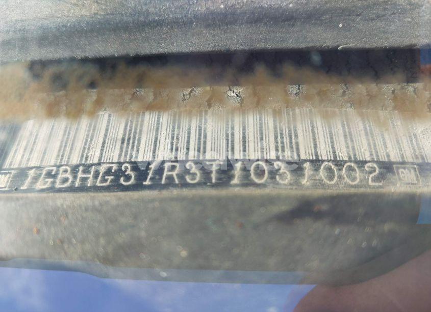 Photo 8 of 1996 Chevrolet G30 (VIN 1GBHG31R3T1031002)