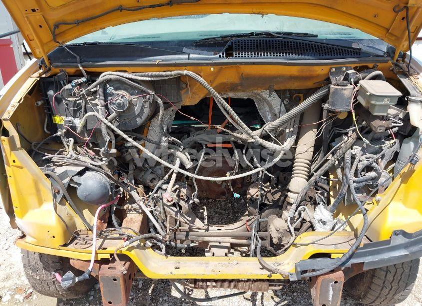 Photo 9 of 1998 Chevrolet Cutaway COMMERCIAL (VIN 1GBHG31R7W1090011)