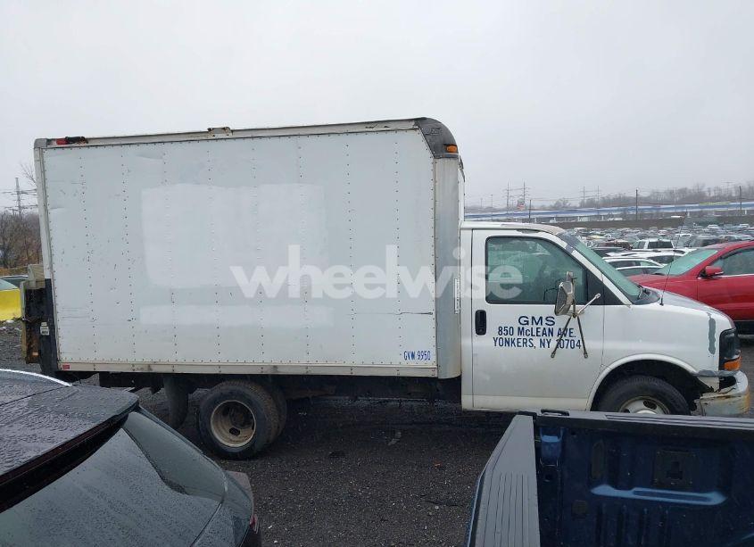 Photo 14 of 2006 Chevrolet Express CUTAWAY WORK VAN (VIN 1GBHG31U261106166)