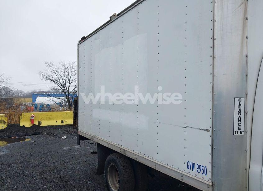 Photo 17 of 2006 Chevrolet Express CUTAWAY WORK VAN (VIN 1GBHG31U261106166)