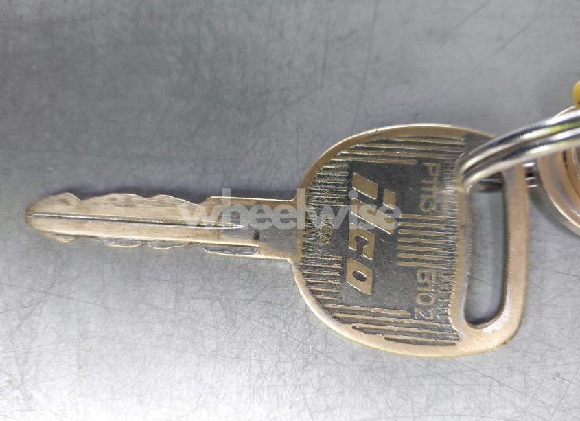 Photo 10 of 2005 Chevrolet Express CUTAWAY (VIN 1GBHG31U451164309)