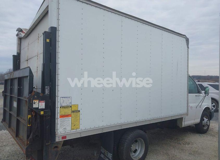 Photo 13 of 2006 Chevrolet Express CUTAWAY WORK VAN (VIN 1GBHG31U661248455)