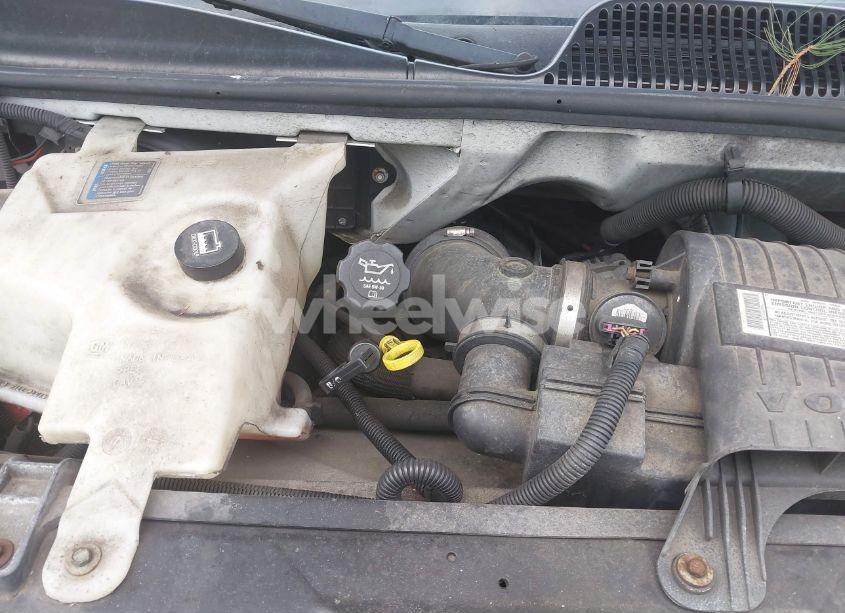 Photo 9 of 2006 Chevrolet Express CUTAWAY WORK VAN (VIN 1GBHG31U661248455)