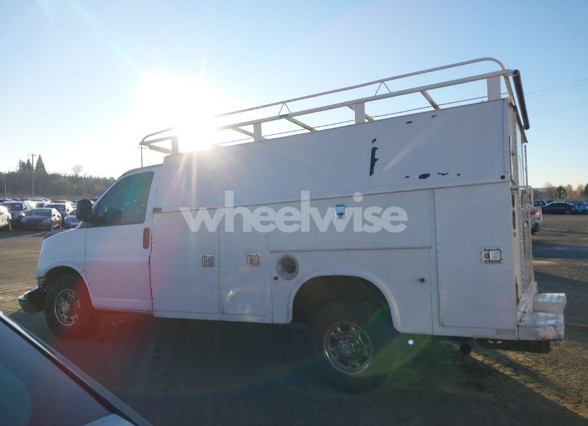 Photo 16 of 2007 Chevrolet Express CUTAWAY WORK VAN (VIN 1GBHG31UX71185703)