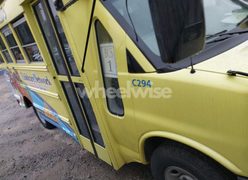 Photo 13 of 2004 Chevrolet Corbett EXPRESS CUTAWAY (VIN 1GBHG31V541169817)