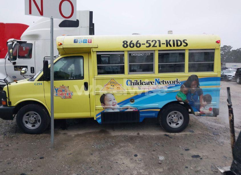 Photo 14 of 2004 Chevrolet Corbett EXPRESS CUTAWAY (VIN 1GBHG31V541169817)